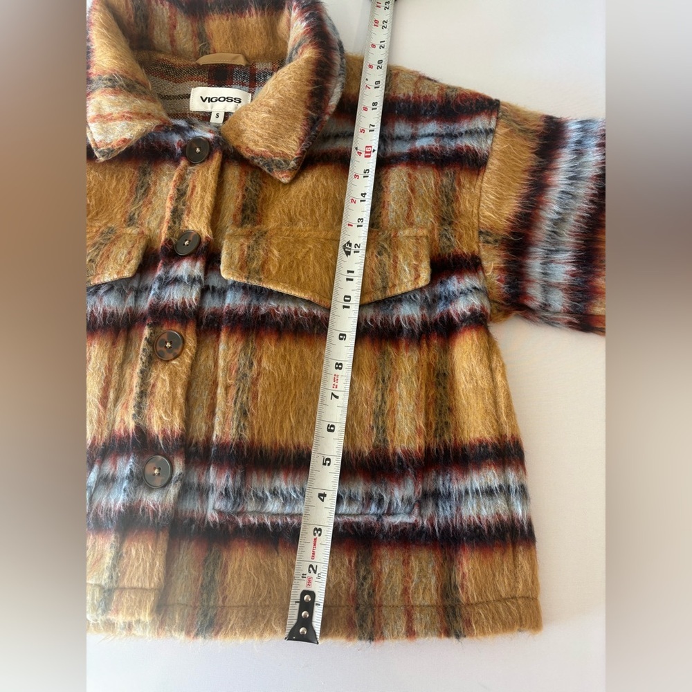 VIGOSS Women’s Cropped Tan‎ Fuzzy Button Up Jacket NWT Size Small - Picture 6 of 10